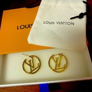 Gold Initial Hoop earrings